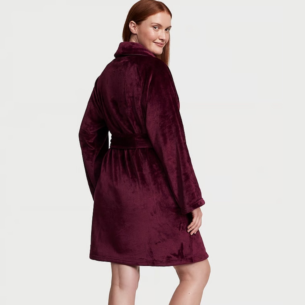 Victoria Secret Short Cozy Robe - Picture 1 of 5